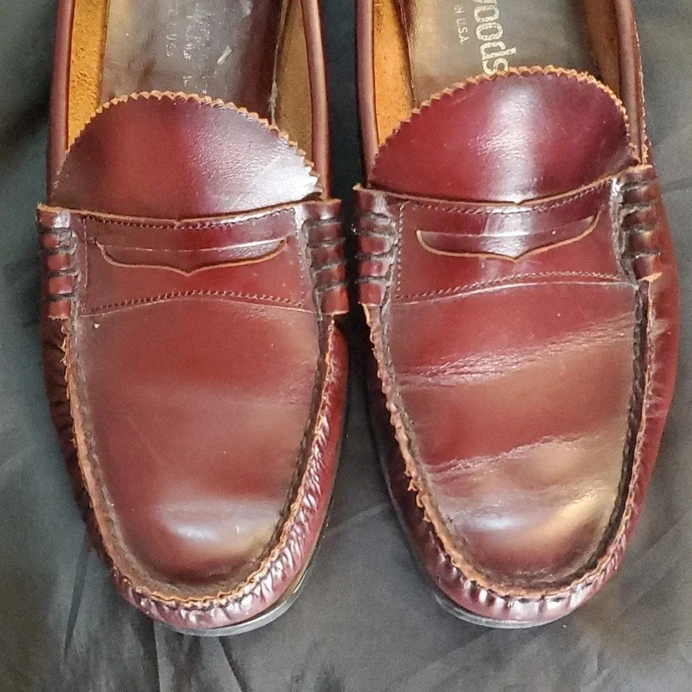 Vintage Oakwoods Mens Upper Leather Hand Stiched Shoes Made in the USA
